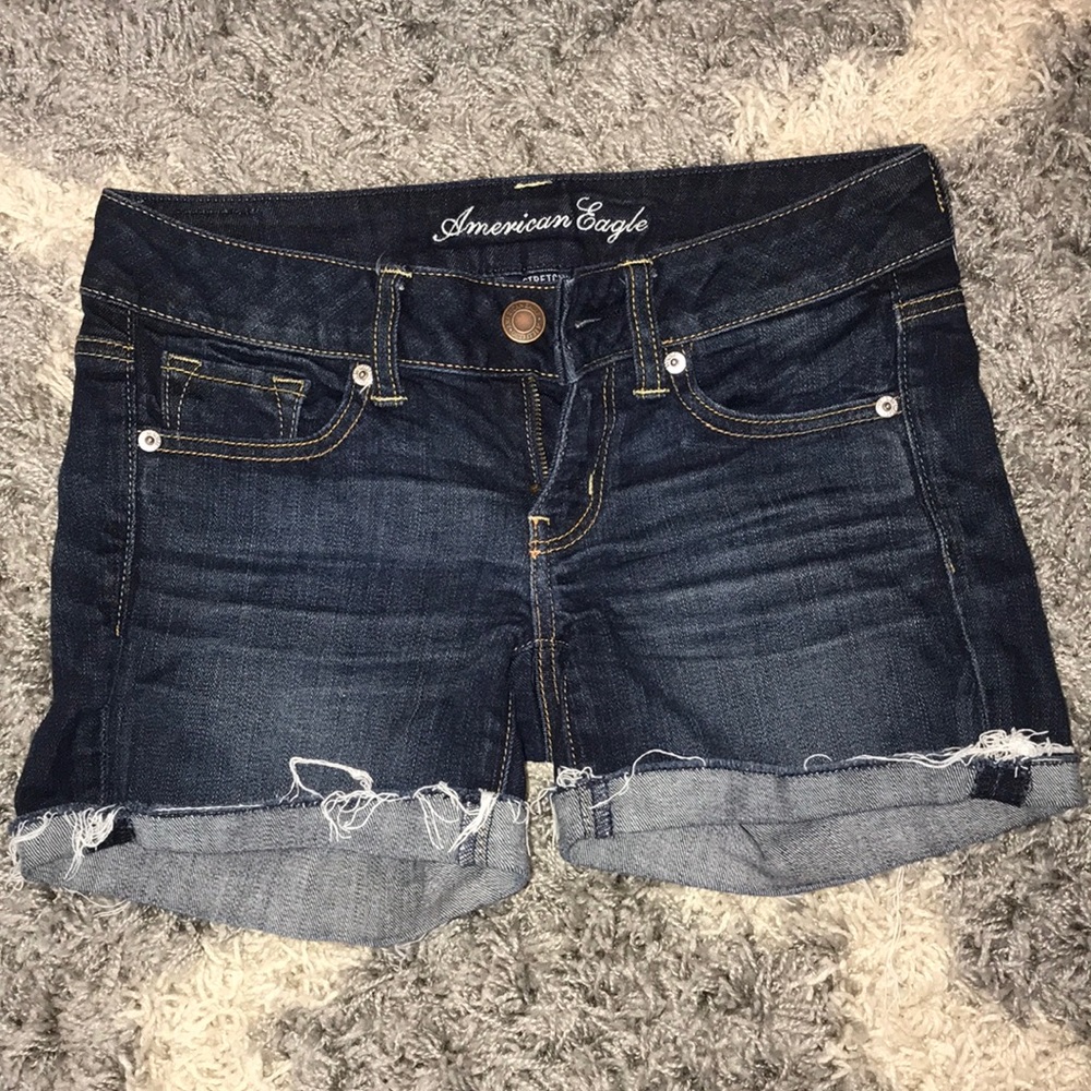 American Eagle mid rise shorts